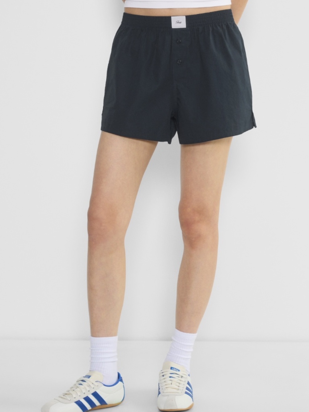 Aritzia TNA Dally Poplin Boxer Short - Navy - Size L